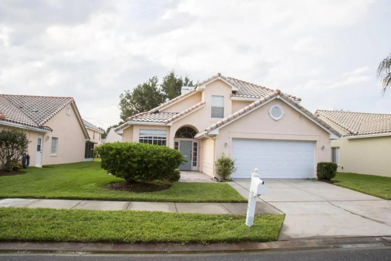 Ventura Place Country Club Home Orlando